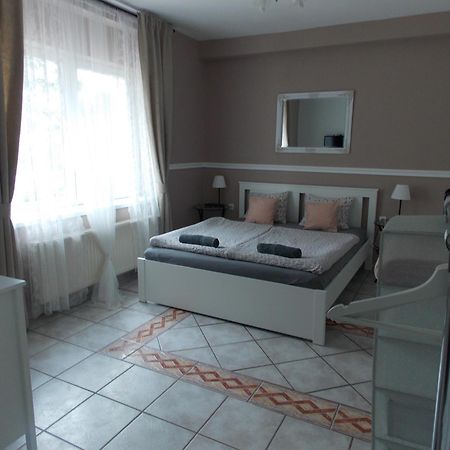 Éden Villa Családi Apartmanház Balatonfüred Exterior foto