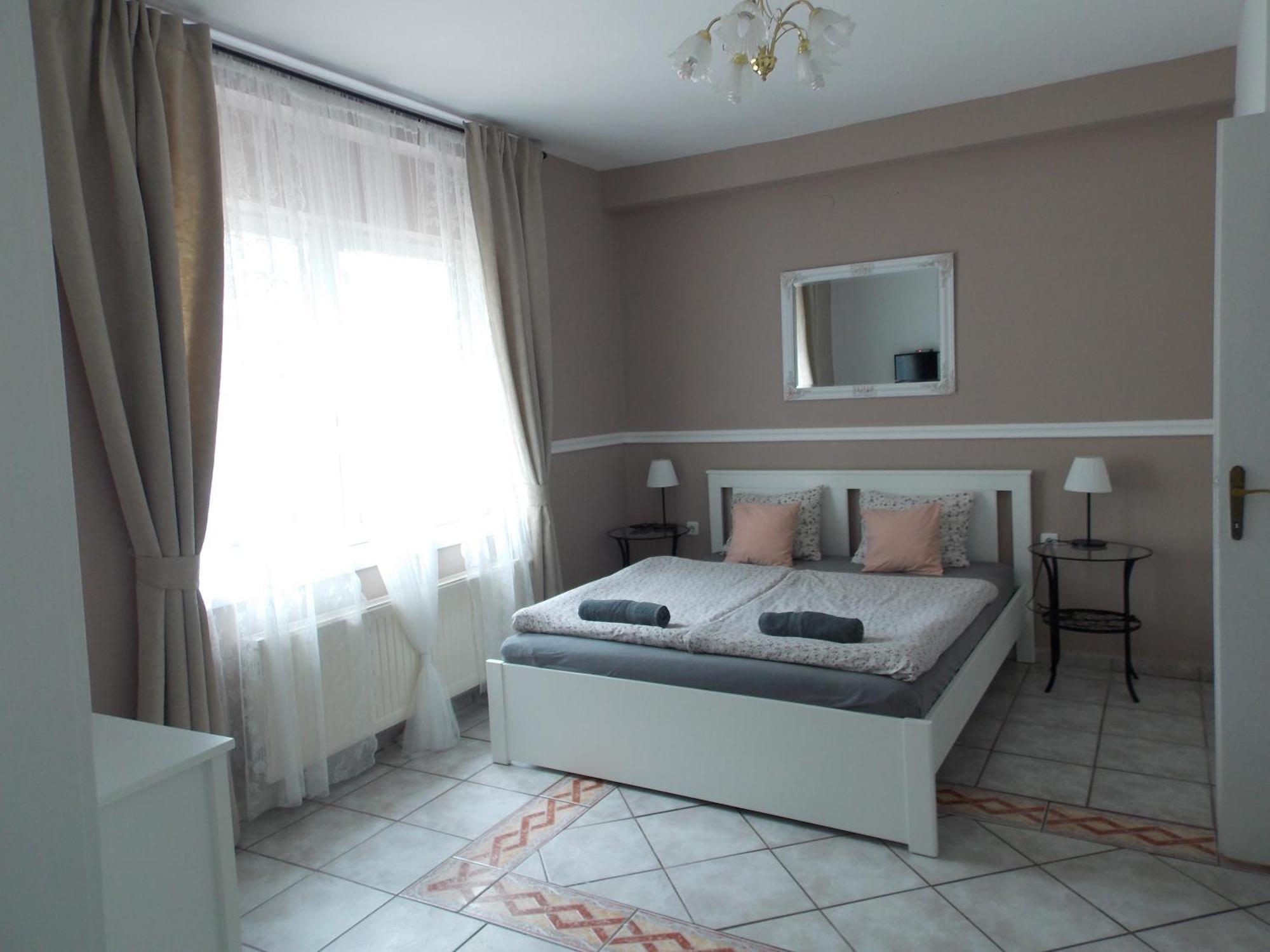 Éden Villa Családi Apartmanház Balatonfüred Exterior foto